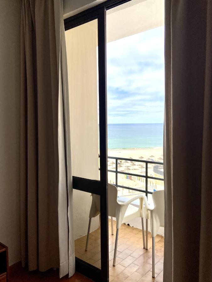 Hotel Residencial Salema Bagian luar foto