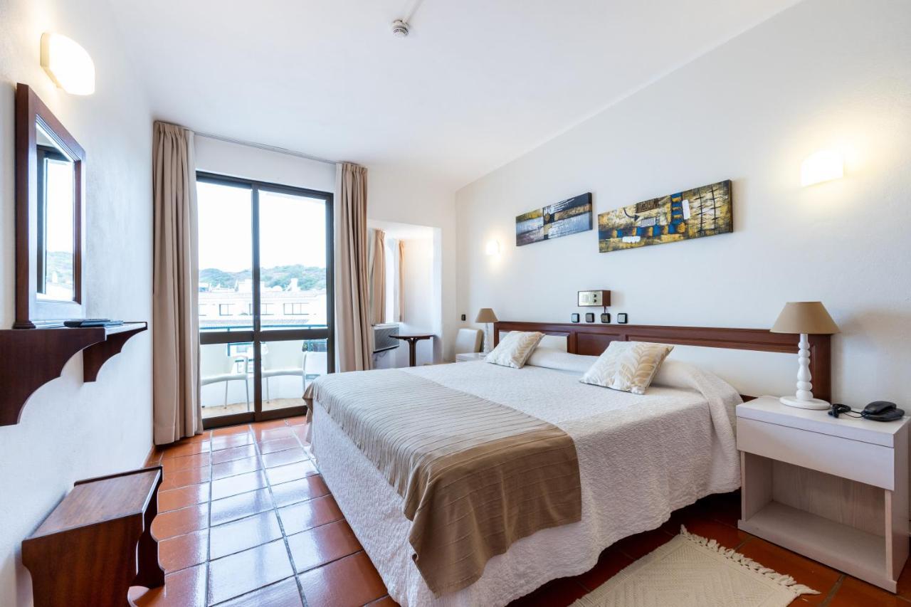 Hotel Residencial Salema Bagian luar foto