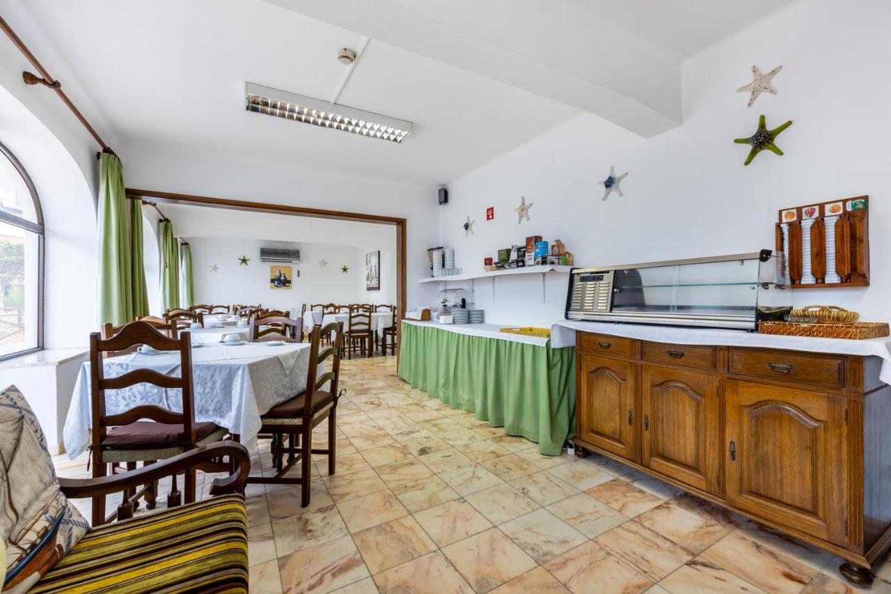 Hotel Residencial Salema Bagian luar foto